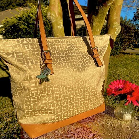 NEW TOMMY HILFIGER SIGNATURE LOGO DOUBLE STRAP TOTE - Picture 10 of 16